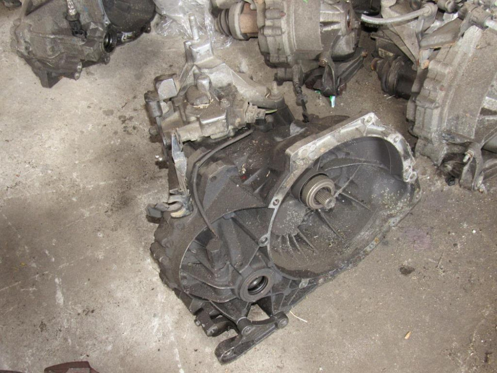 Коробка передач 5 ступ. Ford Focus 1.8 tdci 1998-2004 (XS4R-7002-RA) Ковель - зображення 1
