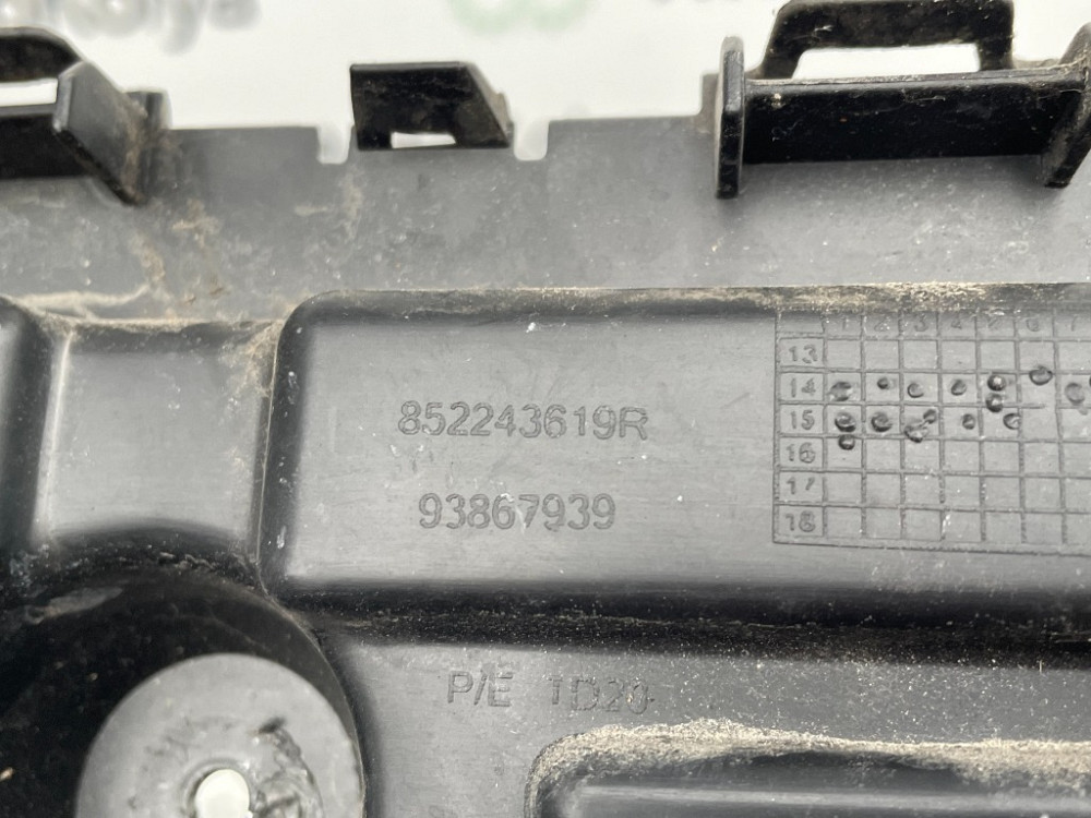 Кронштейн крепления заднего бампера Renault Trafic III 2014-2019 Ковель - изображение 8