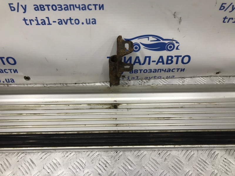 Подножка Mitsubishi Pajero Sport K9 2.5 DIESEL 4D56 1996 прав. (б/у) Киев - изображение 3