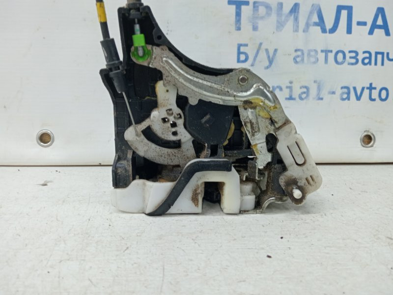 Замок двери задний левый Mitsubishi L200 KB 2.5 DIESEL 4D56 2006 (б/у) Киев - изображение 2