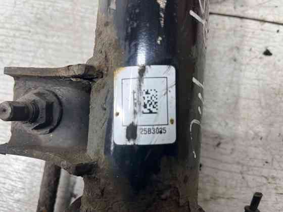 Амортизатор передний левый Kia Sportage QL 1.7 DIESEL D4FD 2015 (б/у) Киев