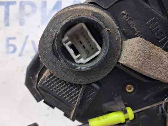 Замок двери передний правый Toyota Prado 2002-2009 6903033251 (Арт. 64705) Киев