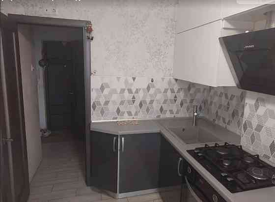 Продам. 3-к.кв. 7/10, ж/м Лівобережний-3, пр.Миру (тупик транспорту). Днепр