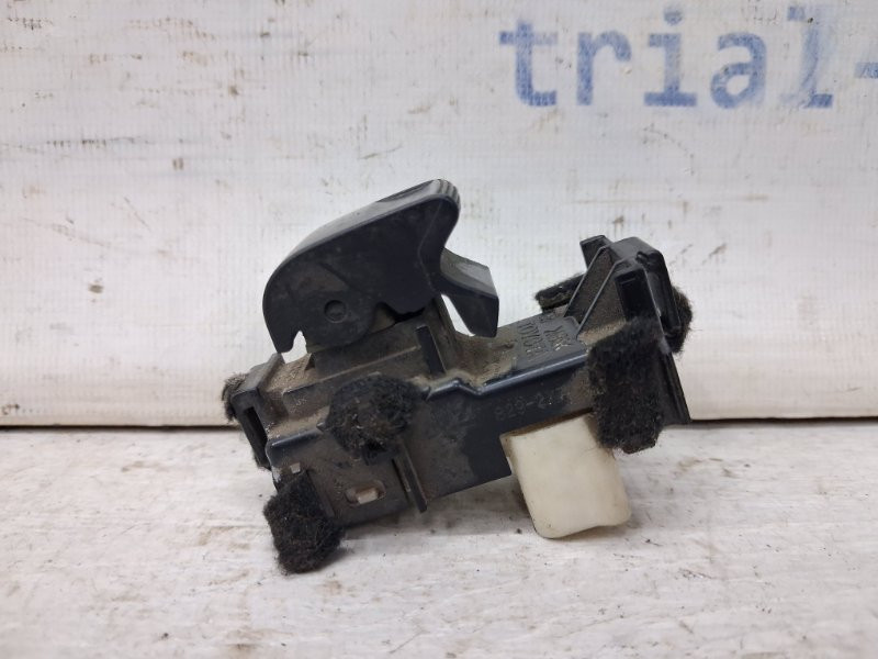 Кнопка стеклоподъемника Toyota Camry XV40 2.4 БЕНЗИН 2AZFE 2006 (б/у) Киев - изображение 3