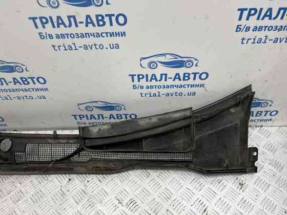 Дефлектор дворников Toyota Camry 2001-2006 5570033200 (Арт. 81141) Киев