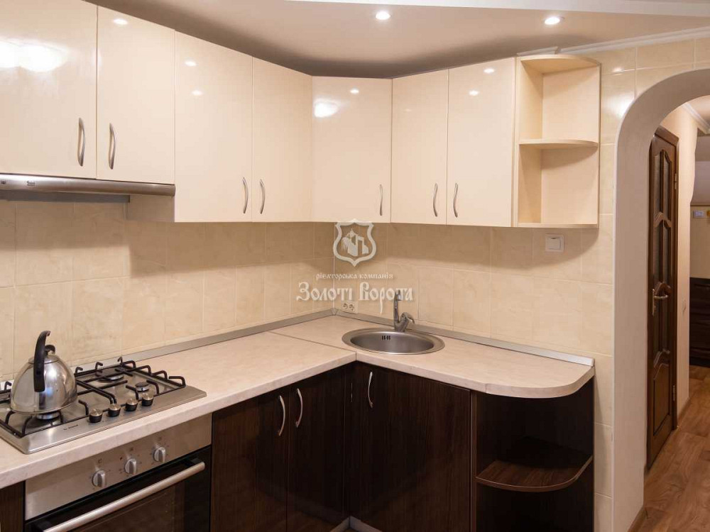 продажа 3-к дом Киев, Голосеевский, 82000 $ Київ - зображення 1