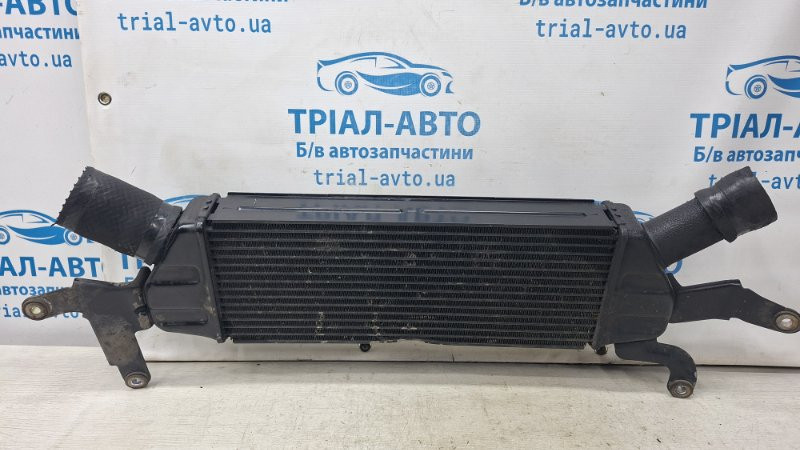 Радиатор интеркуллера Mitsubishi Outlander XL 2.2 DIESEL 4HK 2007 (б/у) Київ - зображення 4