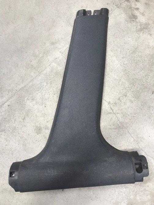 Бу накладка средней стойки Renault Laguna 1, 7700821052, правая нижняя Кропивницький - зображення 1