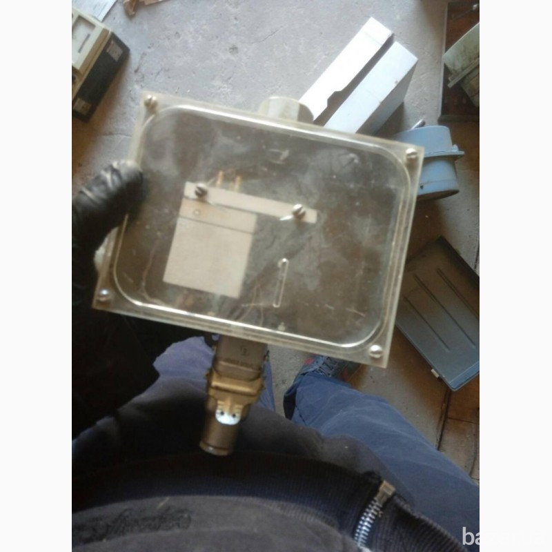 Регулятор, сигнализатор уровня ЭРСУ-3, 220в.. 350грн Харьков - изображение 1