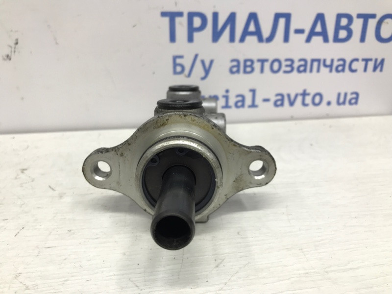 Тормозной цилиндр главный Kia Ceed ED 1.6 DIESEL D4FB 2006 (б/у) Київ - зображення 2