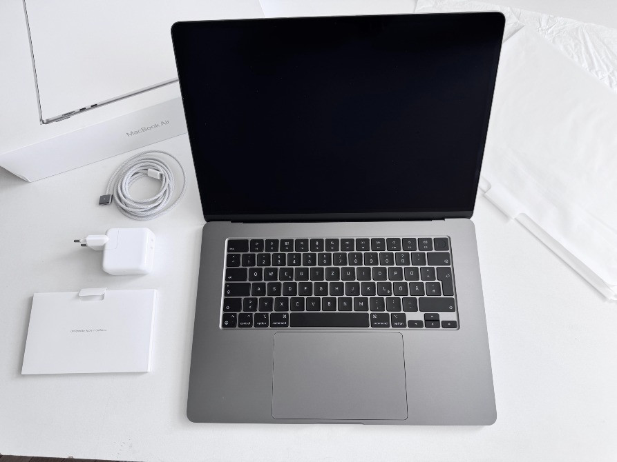 Apple MacBook Air 15" M2 Space Gray 2023 (MQKP3) Киев - изображение 4