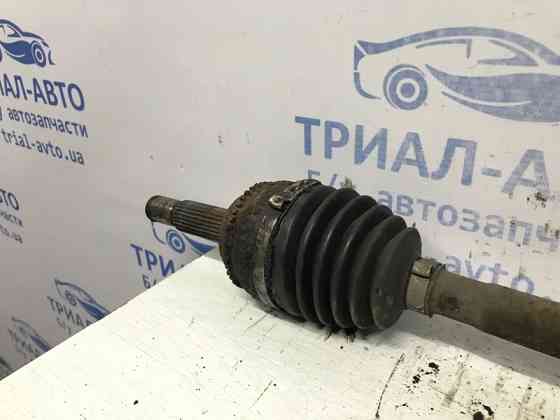 Привод передний правый МКПП Mitsubishi Lancer 9 1.6 БЕНЗИН 4G18 2003 (б/у) Київ