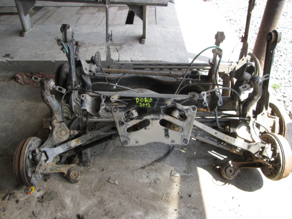 Балка задняя Fiat Doblo 2010-2015 Ковель - зображення 1