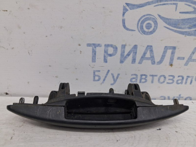 Ручка двери внешняя передняя правая Dacia Duster HS 1.5 DIESEL K9K 2010 (б/у) Київ - зображення 2