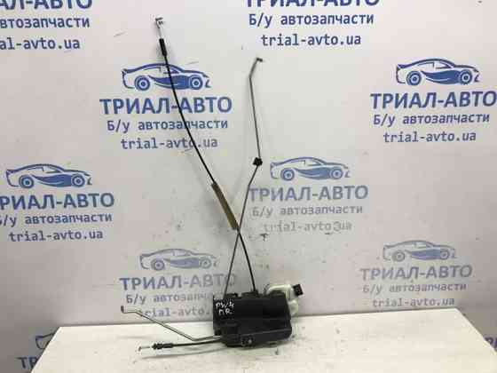 Замок двери передний правый Mitsubishi Pajero Wagon 4 3.2 ДИЗЕЛЬ 4M41 2006 (б/у) Київ