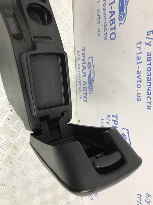 Подлокотник Kia Ceed 2006-2012 846101H0400Z (Арт. 54390) Киев - изображение 6