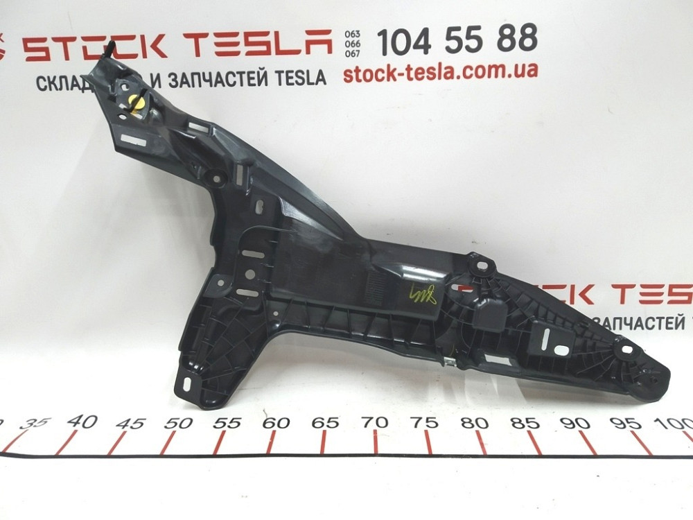 Кронштейн внутренний левый стойки C Tesla model S, model S REST 1009272-00-F Киев - изображение 1