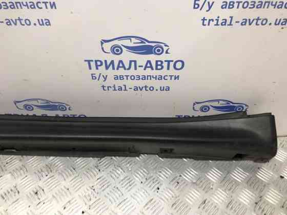 Накладка порога внешняя левая Nissan Juke 2010-2019 768511KA6A (Арт. 55198) Киев