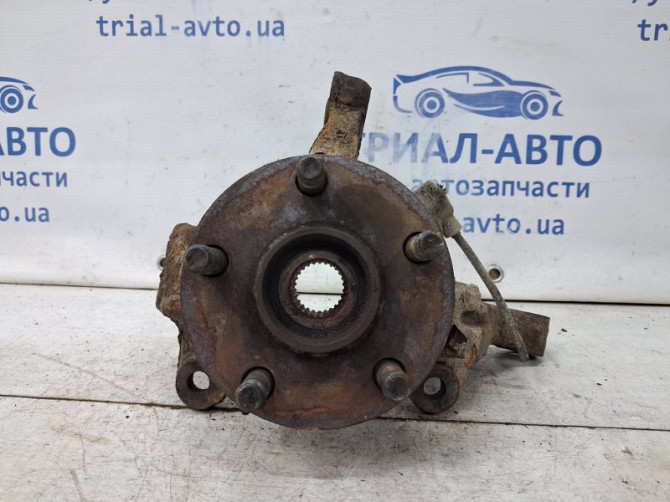 Кулак поворотный правый со ступицей Toyota Avensis T25 1.8 БЕНЗИН 1ZZFE 2002 (б/у) Київ - зображення 5