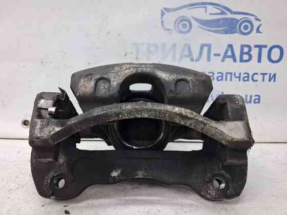 Суппорт передний левый Mitsubishi L200 KB 2.5 DIESEL 4D56 2006 (б/у) Киев