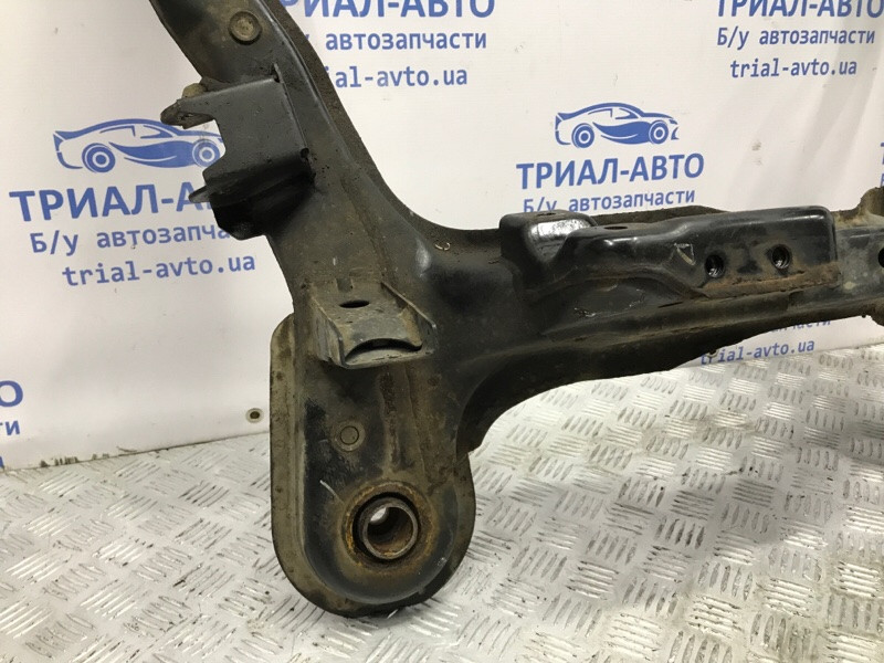 Балка передней подвески Hyundai Tucson JM 2.0 DIESEL D4EA 2004 (б/у) Київ - зображення 2