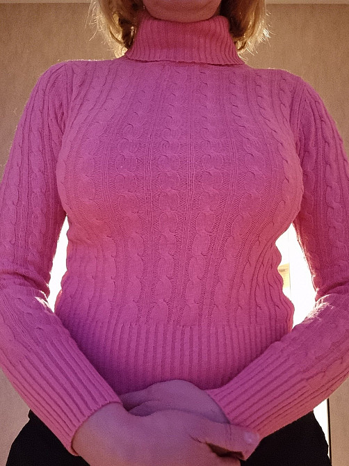 Продам женский розового цвета свитер б.у р.46-48 Київ - зображення 1