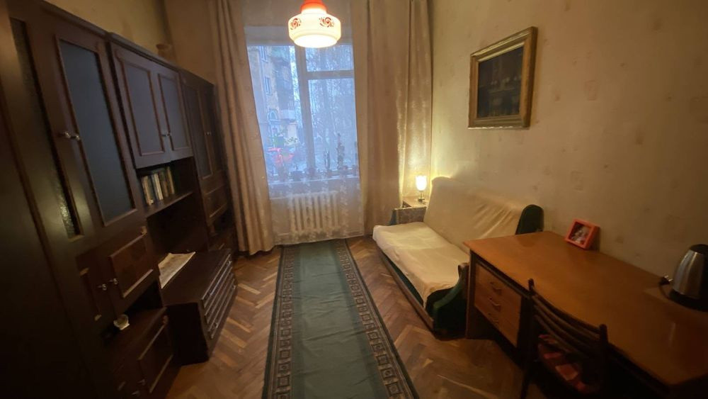 Київ. ЦЕНТР Солом'янки. Продаю КІМНАТУ в 3-кімнатній квартирі Київ - зображення 3
