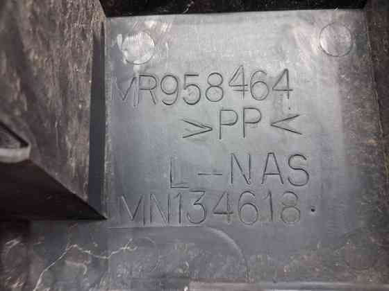 Дефлектор радиатора Mitsubishi Outlander CU 2.4 БЕНЗИН 4G69 2003 (б/у) Киев