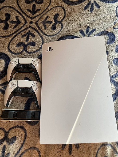 Ps 5 2 контролера + зарядне для контролер Богуслав - зображення 2