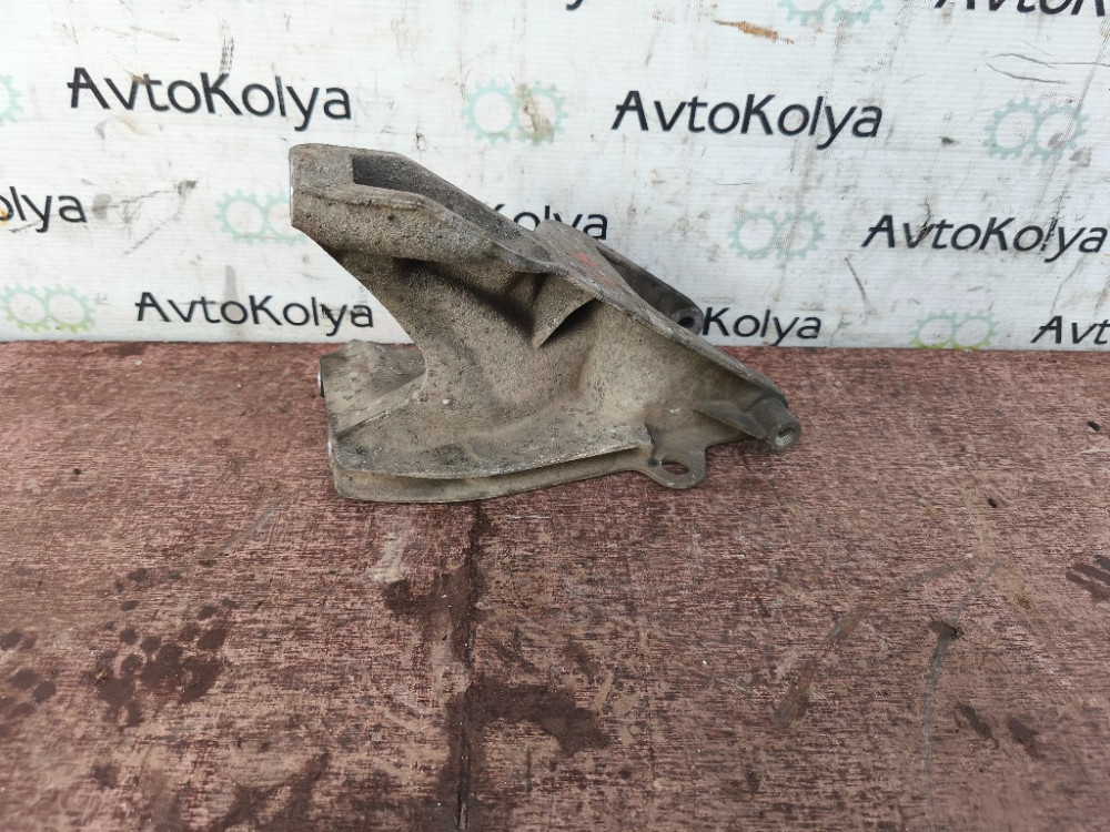 Кронштейн (опора) подушки двигателя правый VW T5 T6 2.0 tdi 2003-2019 (7E0199343B) Ковель - зображення 2