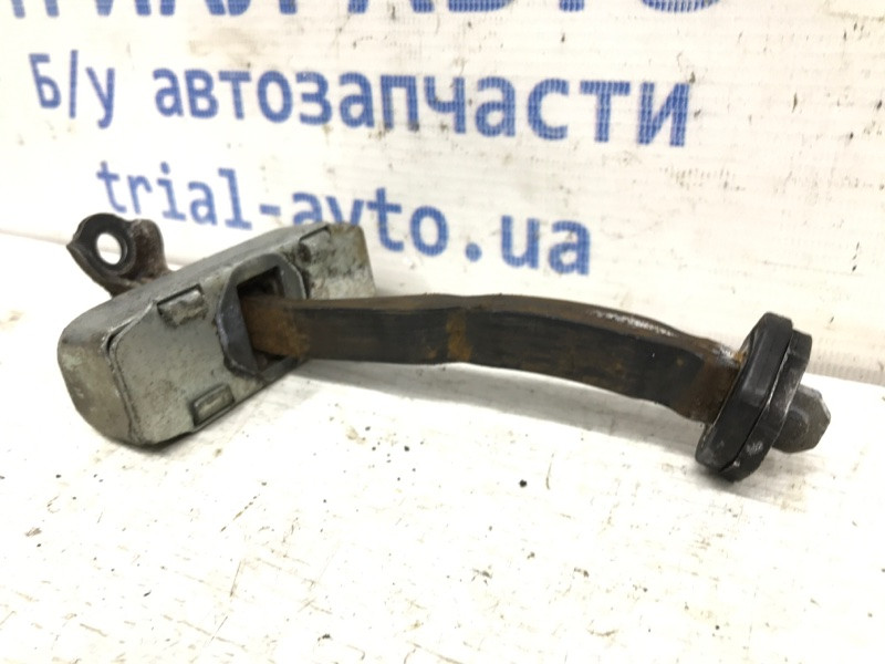 Ограничитель двери задний левый Toyota Avensis 2009-2018 6863005050 (Арт. 31197) Киев - изображение 3