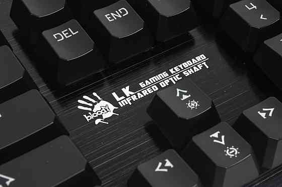 Клавиатура компьютерная проводная Bloody B820R USB Black Red SW черная Київ