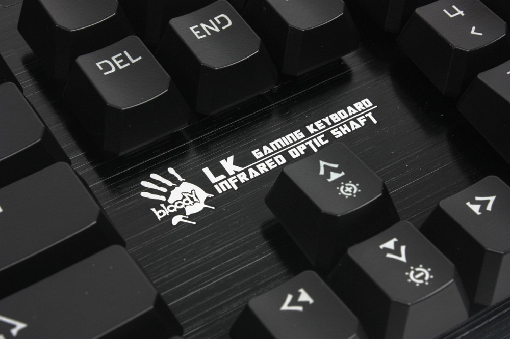 Клавиатура компьютерная проводная Bloody B820R USB Black Red SW черная Київ - зображення 5