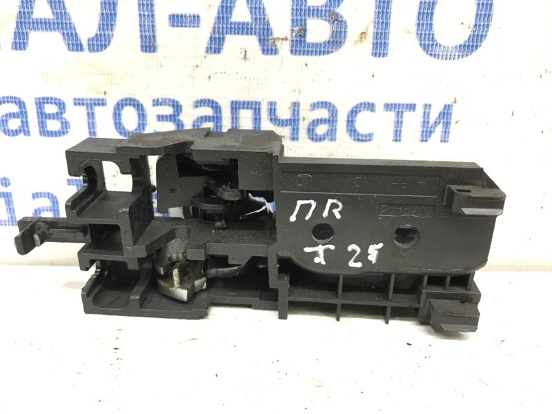 Ручка двери внутренняя правая Toyota Avensis T25 2.2 DIESEL 2ADFTV 2002 (б/у) Киев - изображение 3