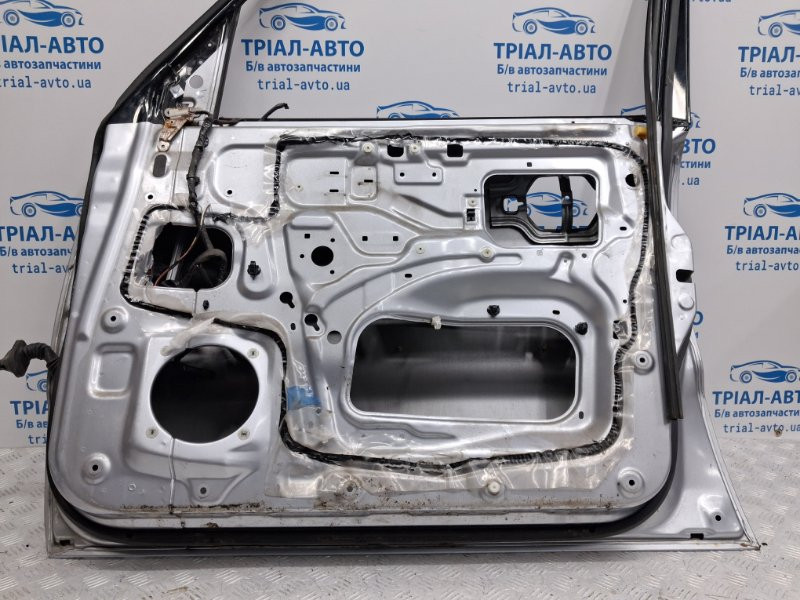 Дверь передняя правая Mitsubishi Pajero Wagon 4 3.2 ДИЗЕЛЬ 4M41 2006 (б/у) Киев - изображение 10