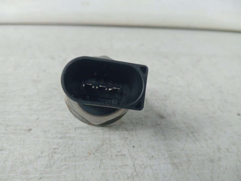 Датчик давления топлива в рейке Infiniti Q50 V37 2.2 DIESEL OM651 2013 (б/у) Київ - зображення 4