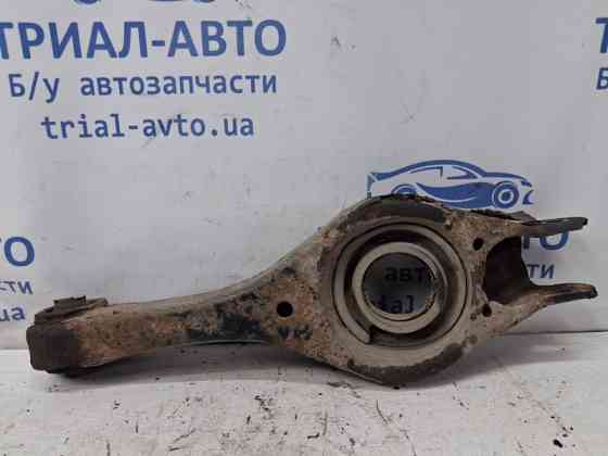 Рычаг задней подвески нижний поперечный (под пружину) Hyundai I30 2007-2012 552102H100 (Арт. 78289) Киев