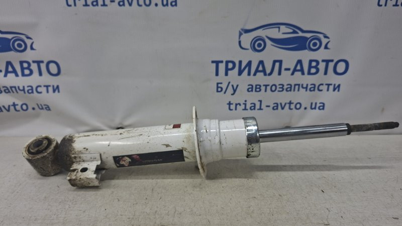 Амортизатор Передний Mitsubishi L200 KB 2.5 ДИЗЕЛЬ 4D56U 2006 (б/у) Київ - зображення 2