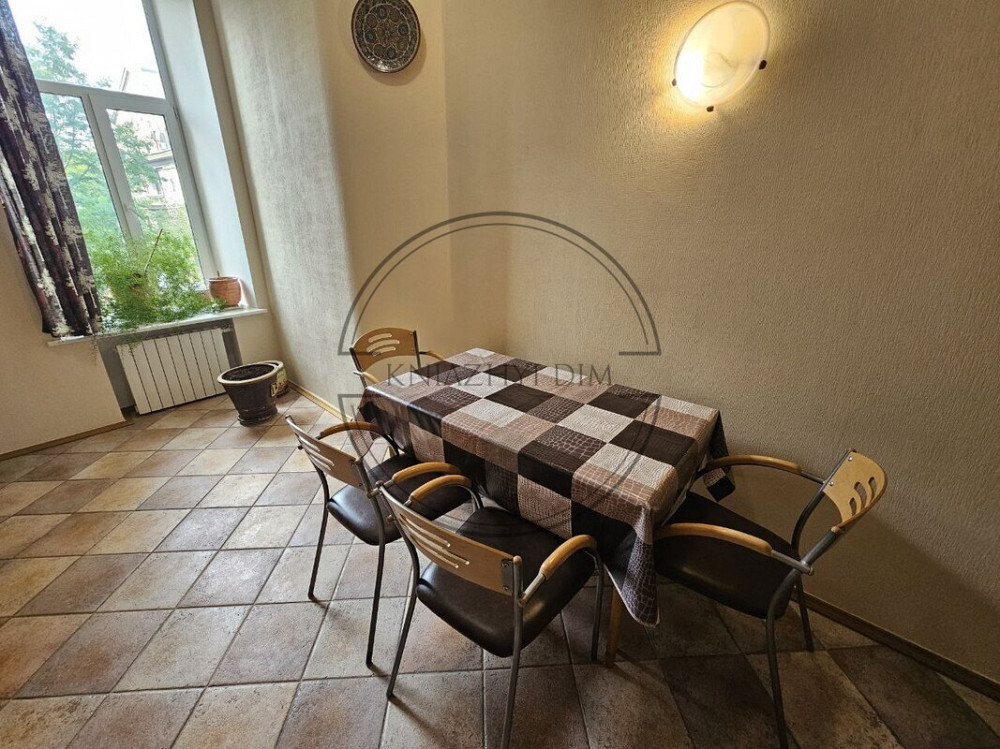 БЕЗ КОМІСІЇ ! ПІСЛЯ РЕМОНТУ !!! Оренда 3-х к.кв. 100 кв.м. метро Хрещатик вул. Заньковецька. Код об' Киев - изображение 8