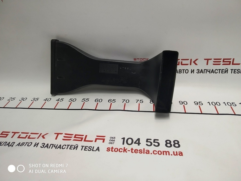 1Воздуховод центральной консоли передний Tesla model S, model S REST 1008281-00-F Київ - зображення 3