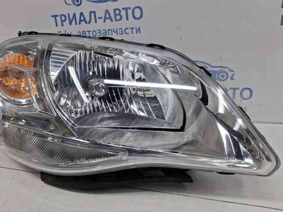 Фара правая галоген SsangYong Korando C200 2.0 DIESEL D20DT 2010 (б/у) Київ