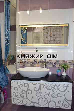 Будинок у центрі Нової Боярки № 139522 Київ