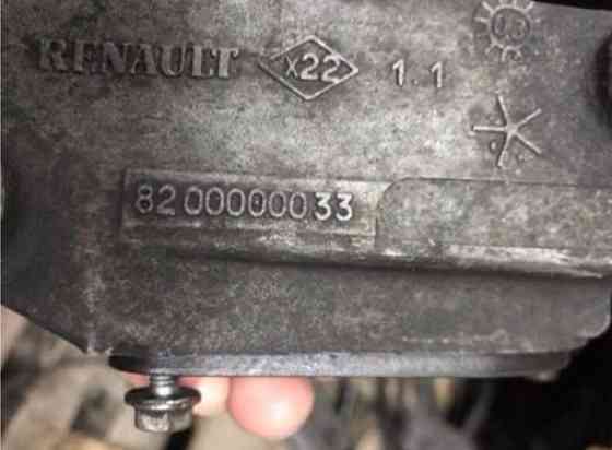 Бу кронштейн полуоси передной правой Renault Laguna 2, 8200000033 , 2.2dci Кропивницький