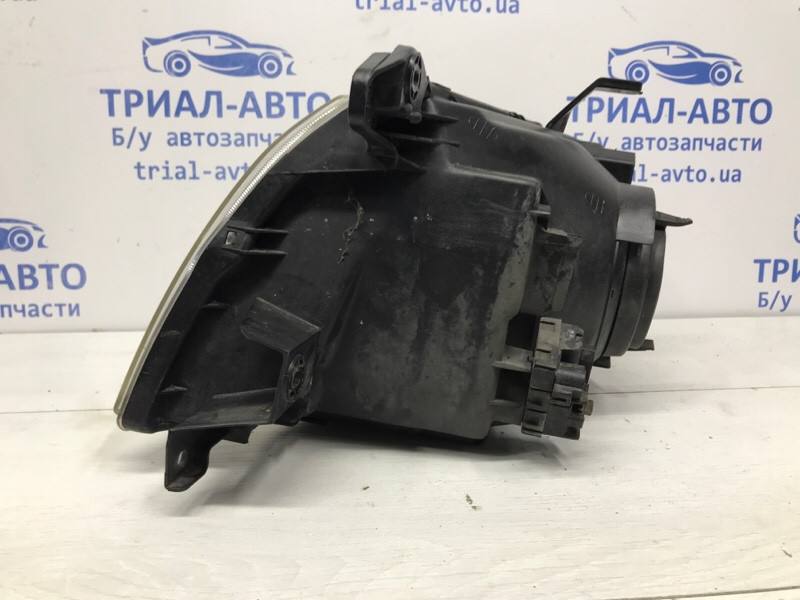 Фара правая галоген Mitsubishi Pajero Wagon 3 3.2 ДИЗЕЛЬ 4M41 1999 (б/у) Київ - зображення 5