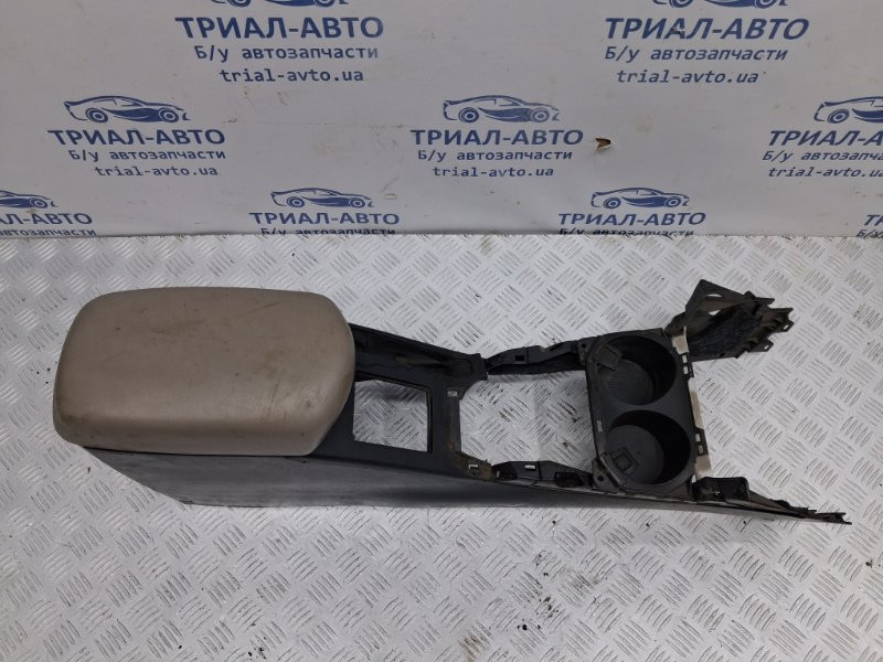 Подлокотник Toyota RAV 4 A30 2.0 БЕНЗИН 1AZFE 2005 (б/у) Київ - зображення 2