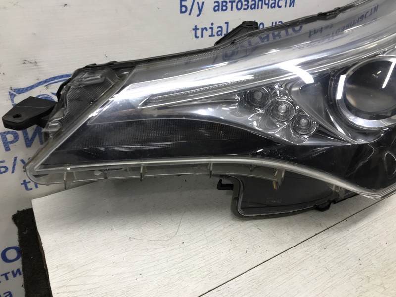 Фара левая галоген Рестайлинг Toyota Avensis T27 2.0 DIESEL 2009 (б/у) Київ - зображення 2