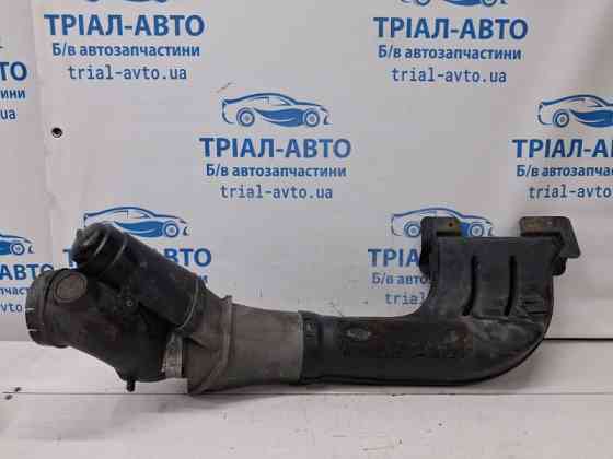 Воздухозаборник Mitsubishi Pajero Wagon 3 3.2 ДИЗЕЛЬ 4M41 1999 (б/у) Киев