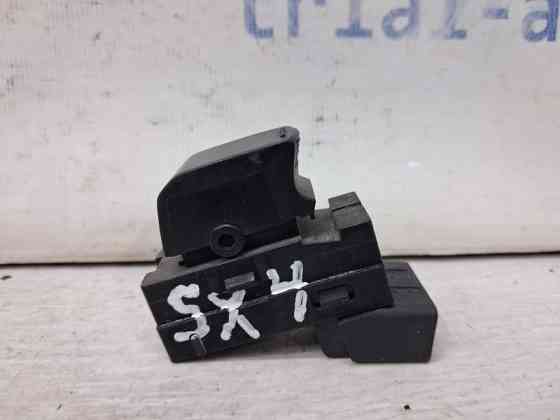 Кнопка стеклоподъемника Suzuki SX4 2006-2014 37995-62J00 (Арт. 65424) Киев
