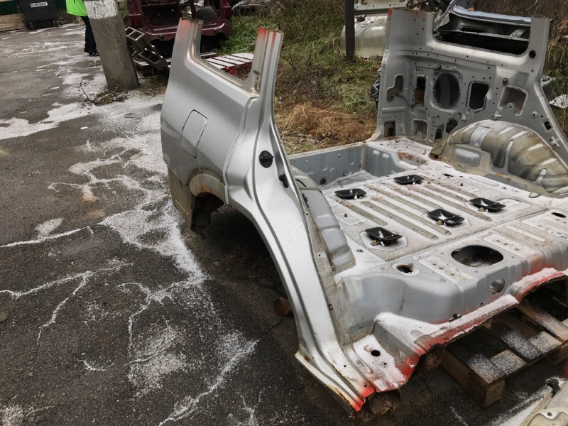 Четверть автомобиля задняя правая Mitsubishi Pajero Wagon 3 3.2 ДИЗЕЛЬ 4M41 1999 (б/у) Киев - изображение 8