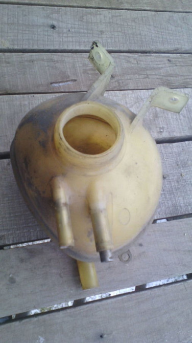 Бачок розширювальний Опель Кадетт GM 90156939 оригінал Вінниця - зображення 1